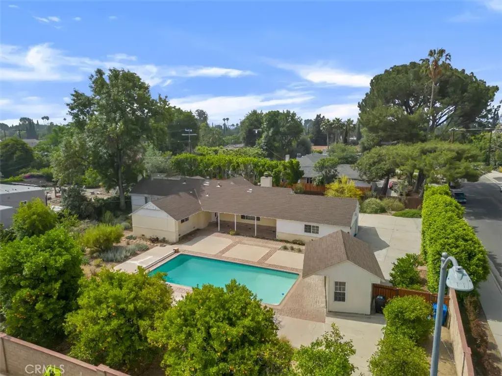 17450 Devonshire Street, Northridge