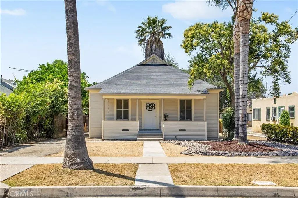 3141 Locust Street, Riverside