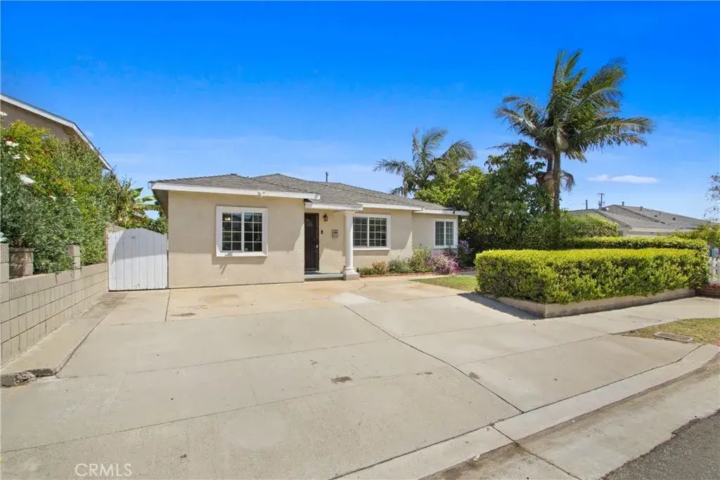 2563 W Carson Street, Torrance