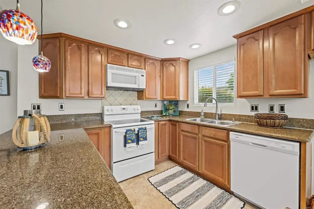 31916 Del Cielo Este 38, Bonsall