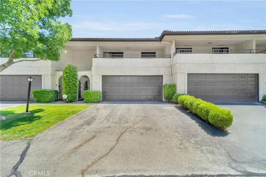 204 Hawk Lane, Palmdale