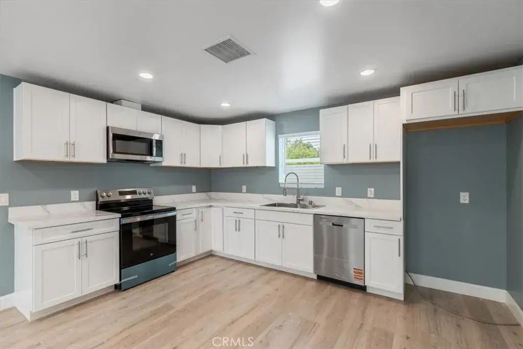 13027 N Herrick Avenue, Sylmar
