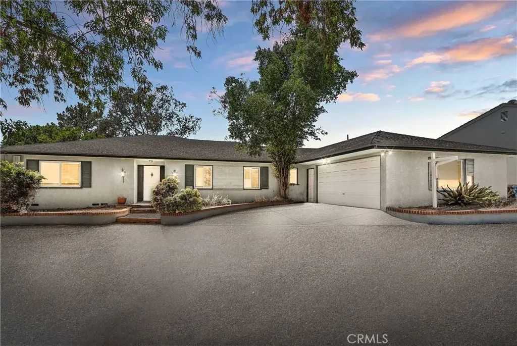 6285 Hill Avenue, Whittier