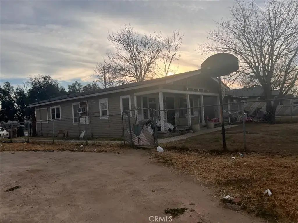 2117 Kentucky Street, Bakersfield