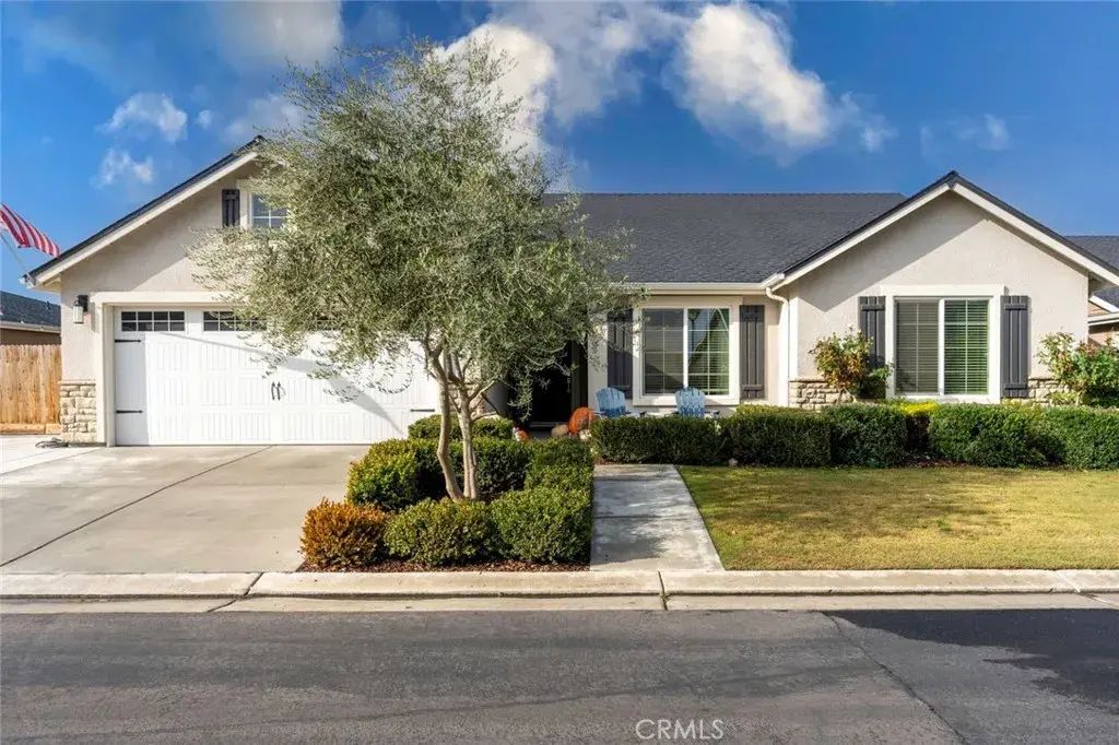 1765 Clearwater Street, Tulare