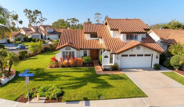 2044 Columbus Way, Vista