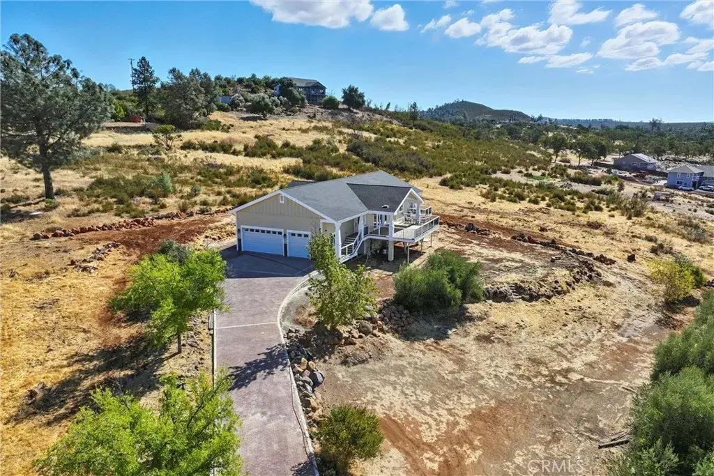 18380 Grizzly Court, Hidden Valley Lake