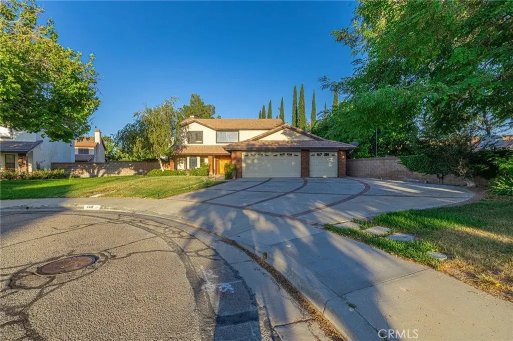 44118 Ruthron Avenue, Lancaster