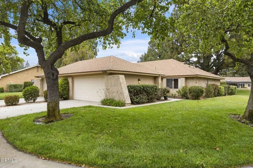 13208 Village 13 13, Camarillo