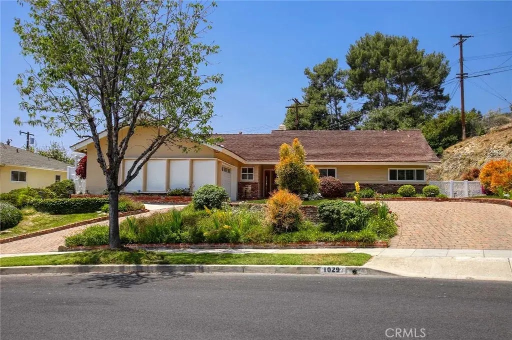 1029 Cornell Drive, Burbank