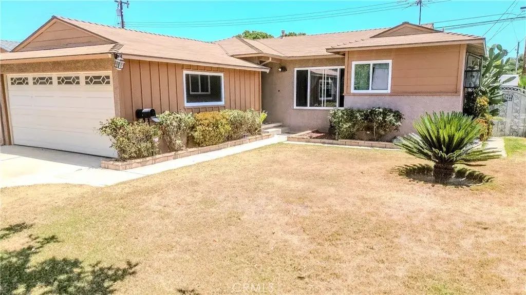 13724 Lancelot Avenue, Norwalk