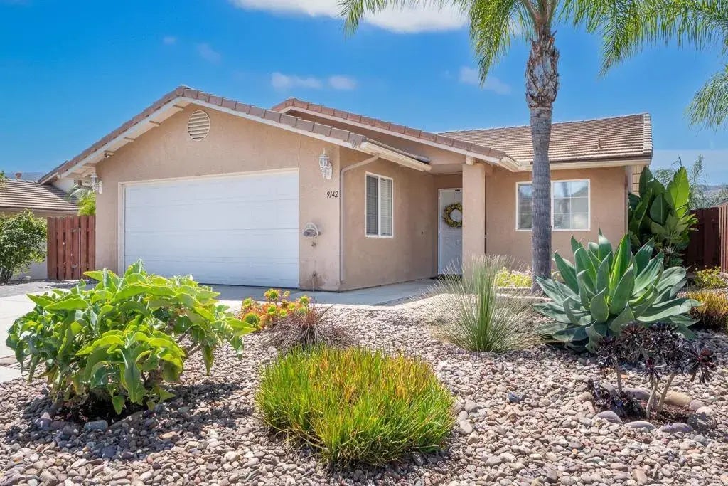 9142 Sesi Lane, Lakeside