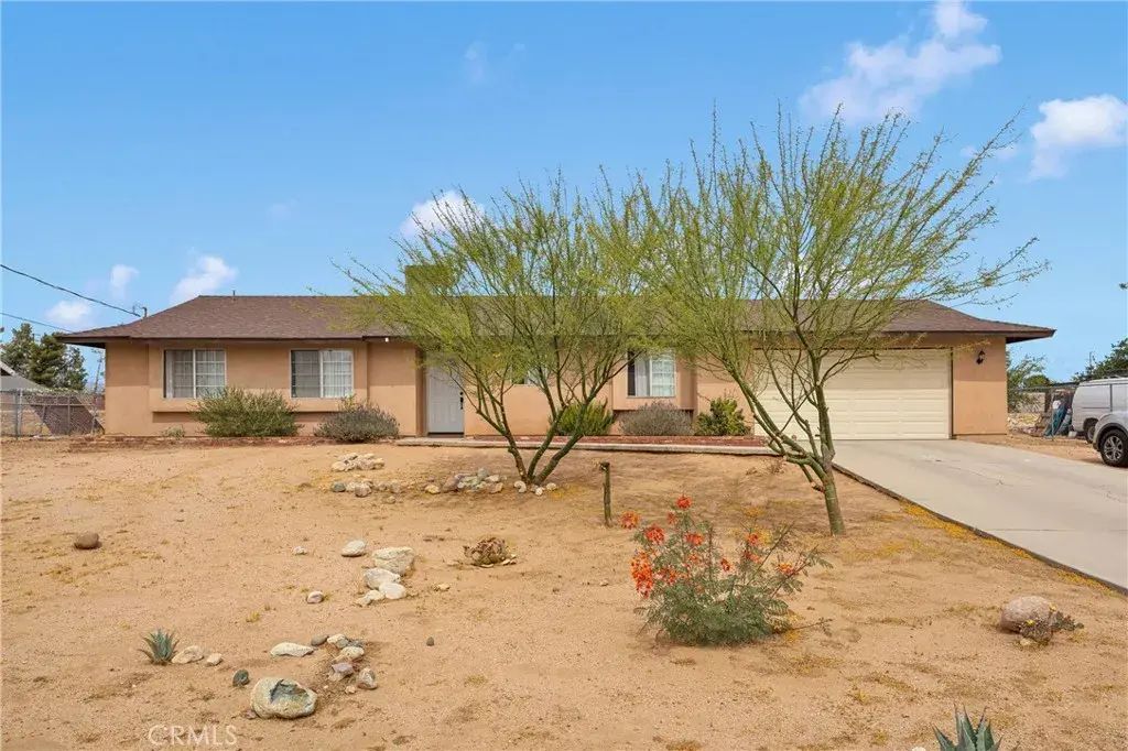 8960 Buckthorn Avenue, Hesperia