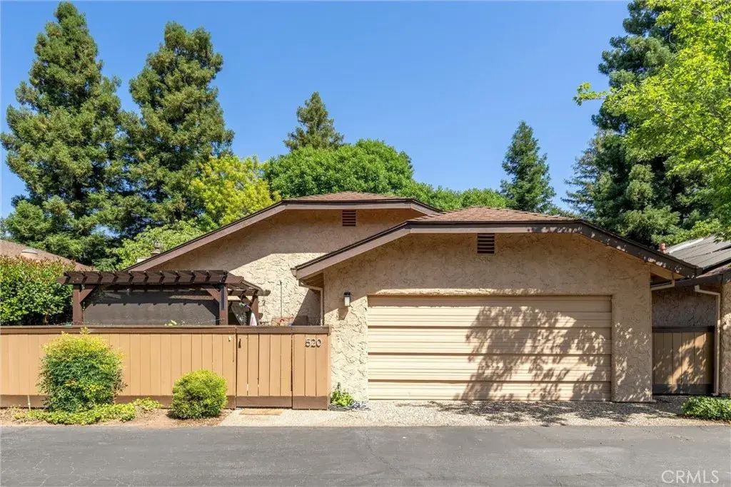 520 Wilshire Court 52, Chico