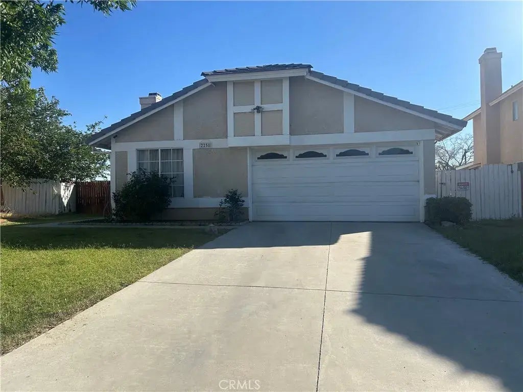 2258 El Rio Street, Lancaster