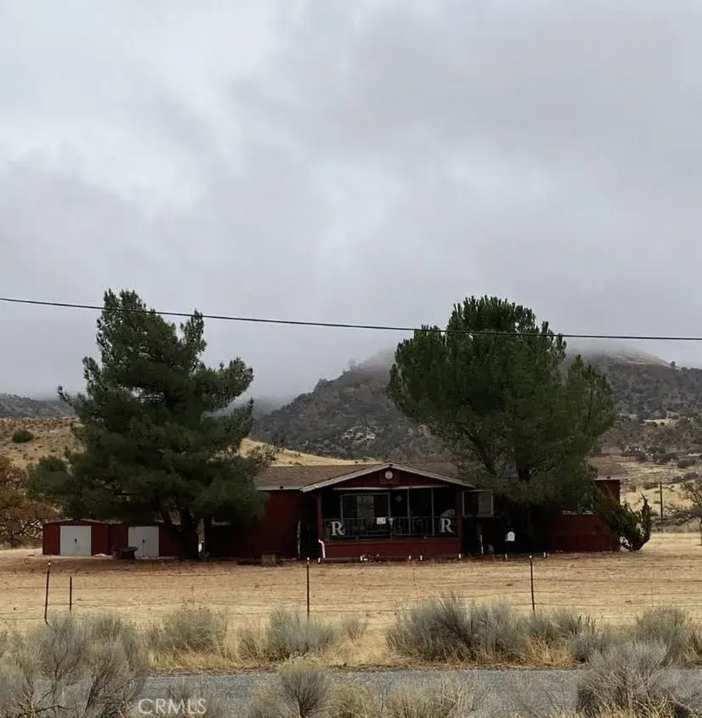 14050 Paradise Valley Road, Caliente
