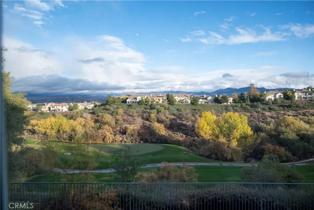 26850 Boulder Crest Drive, Valencia