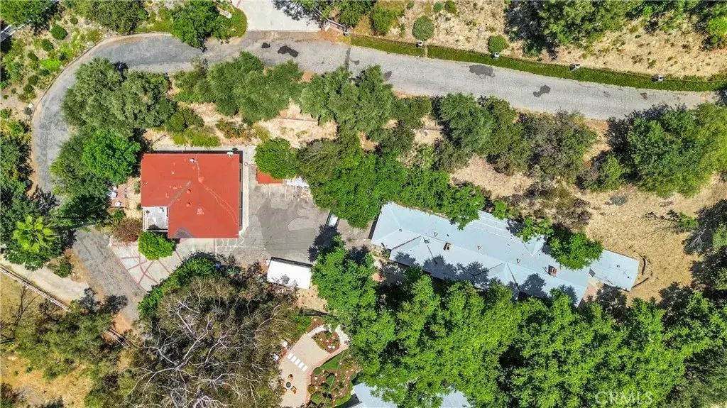 4905 Palo Drive, Tarzana