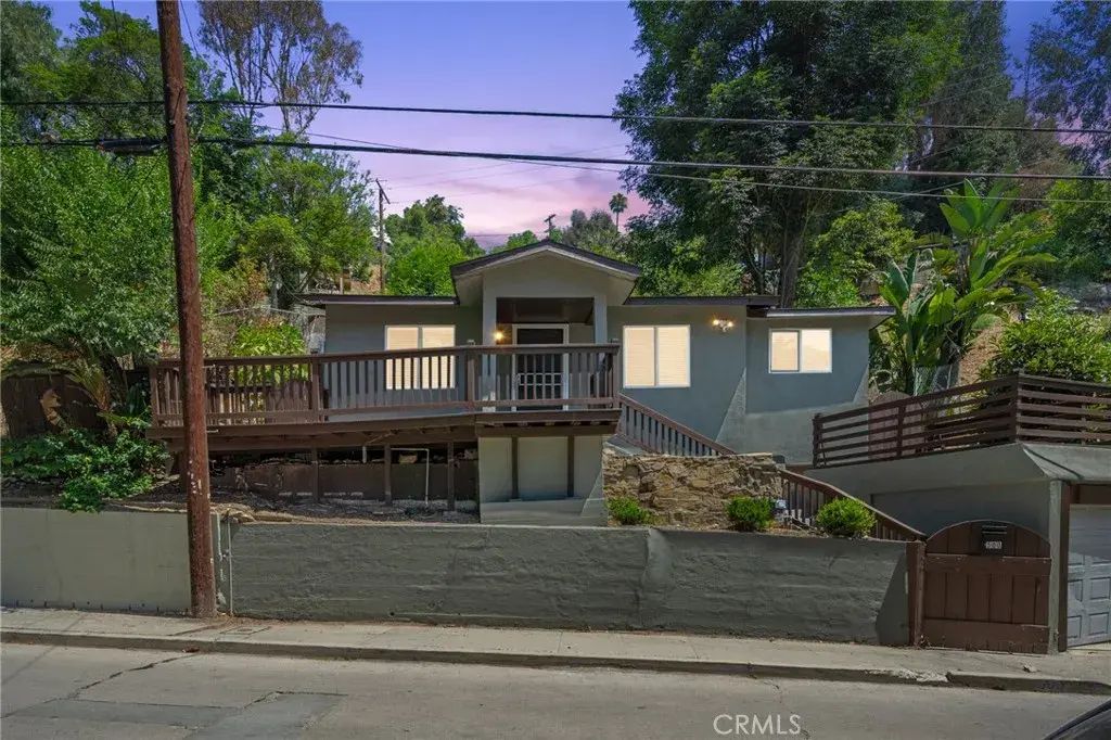 500 Museum Drive, Los Angeles