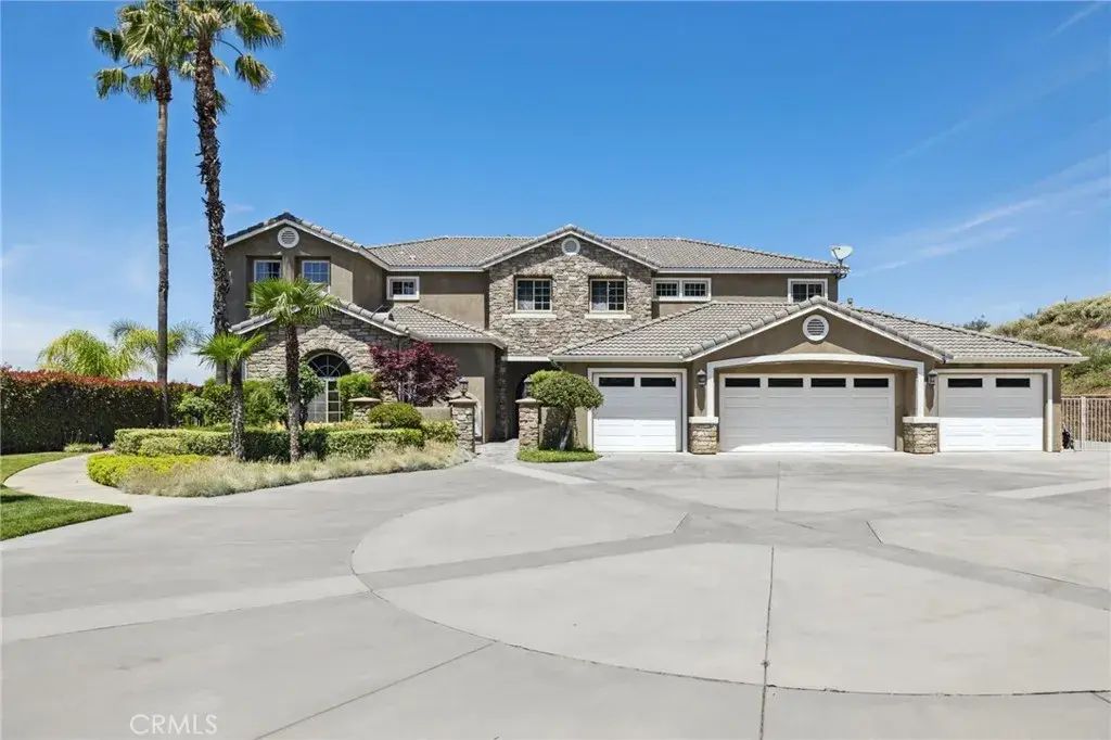 36472 County Line Road, Yucaipa
