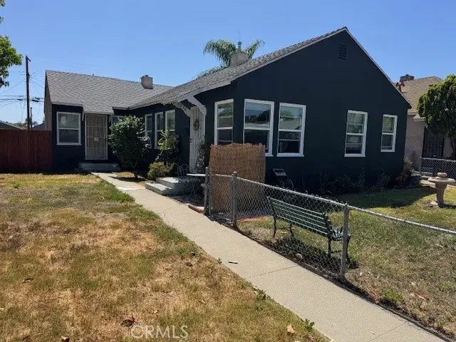 2236 Grand Avenue, Long Beach