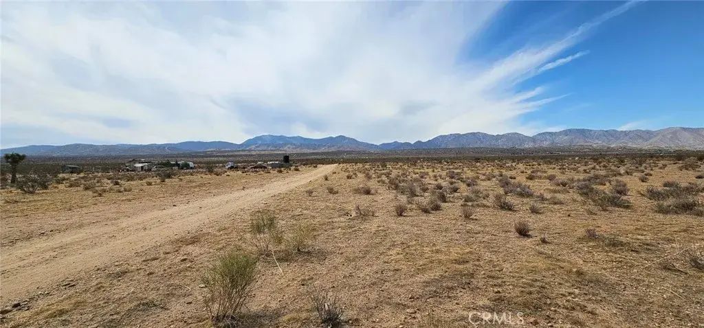 180th East, Palmdale