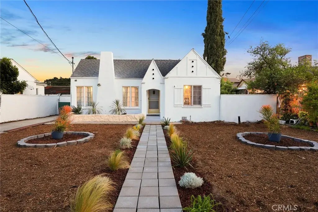 722 E Acacia Avenue, Glendale