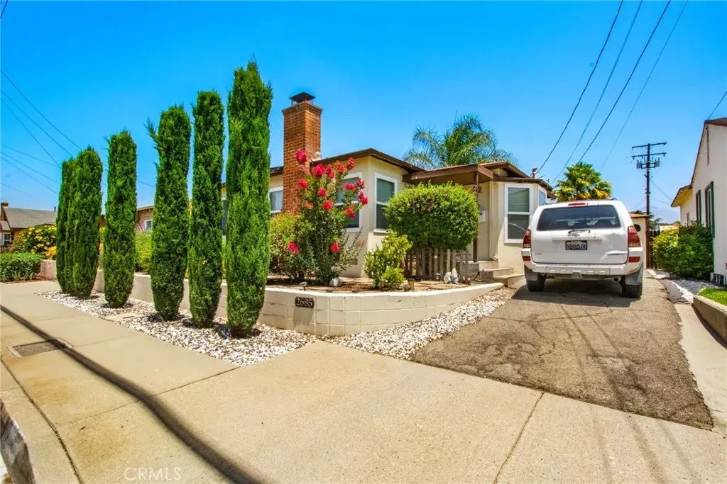 2685 Arrow Hwy, La Verne