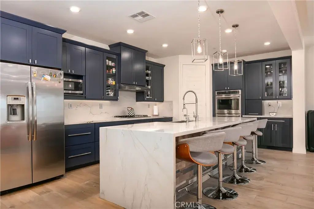 19680 Griffith Drive, Saugus