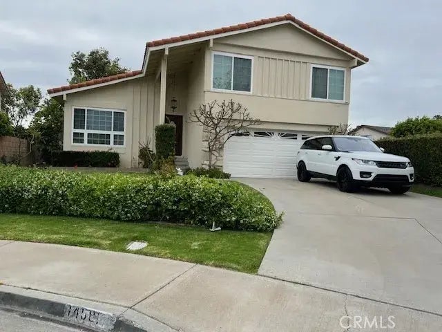 14581 Oak Avenue, Irvine