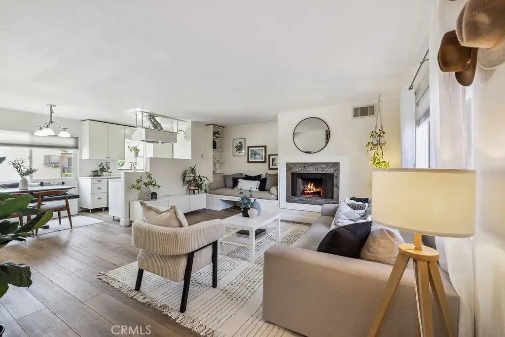 1418 E Florida Street 6, Long Beach