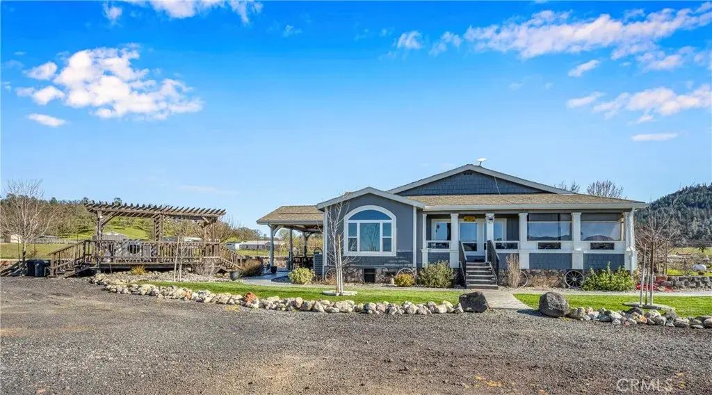 17432 Sendero Way, Lower Lake