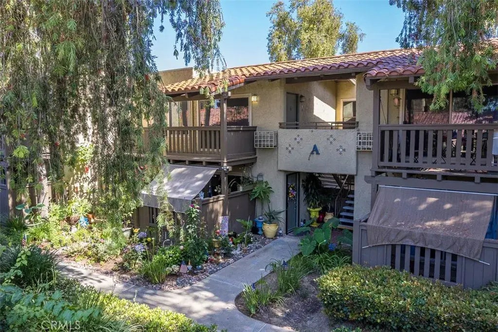 1345 Cabrillo Park Drive A06, Santa Ana