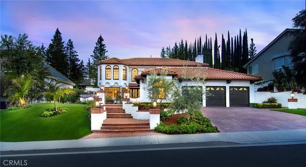 29614 Ridgeway Drive, Agoura Hills