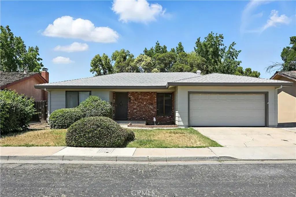 457 Brian Court, Merced
