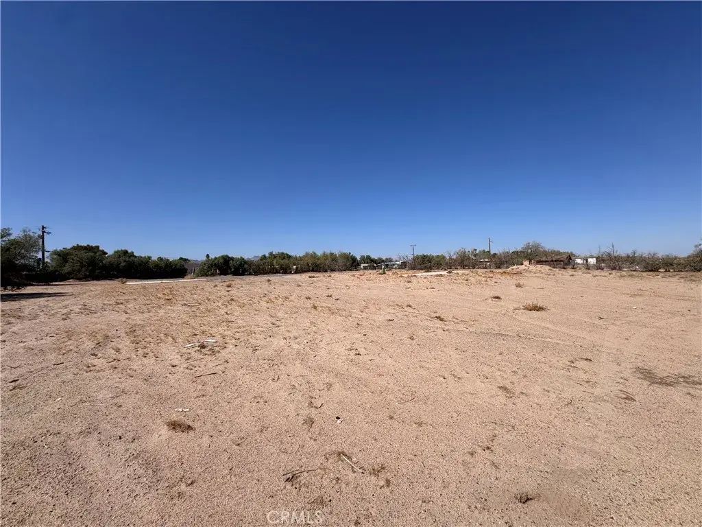45447 Riverside, Newberry Springs