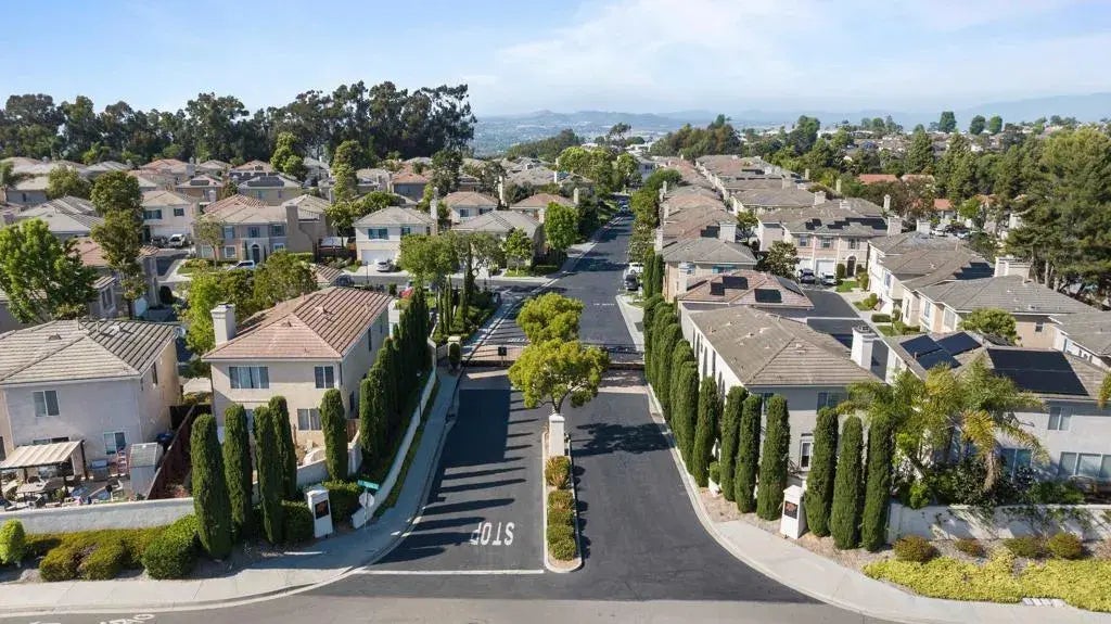 210 Belflora Way, Oceanside