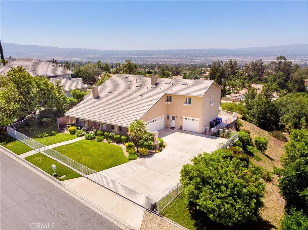 28817 Terrace Drive, Highland