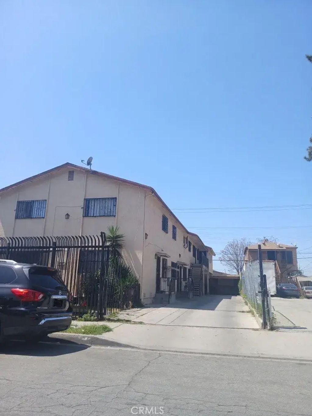 6027 Makee Avenue, Los Angeles