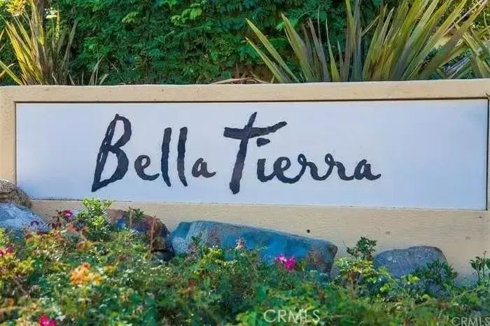 25521 Indian Hill Lane E, Laguna Hills