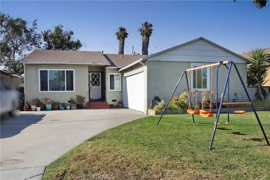 10253 Branscomb Street, Downey