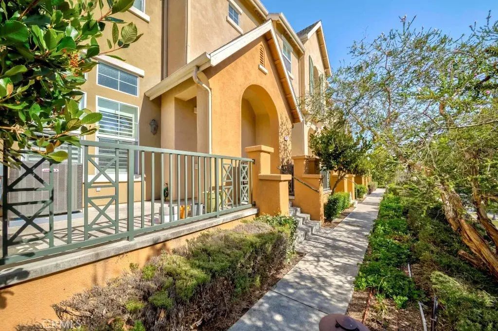 1133 Maag Place 107, Fullerton