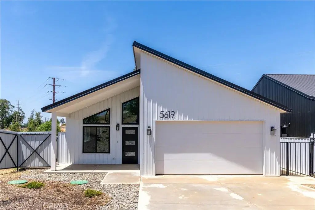 5619 Sierra Park Dr, Paradise