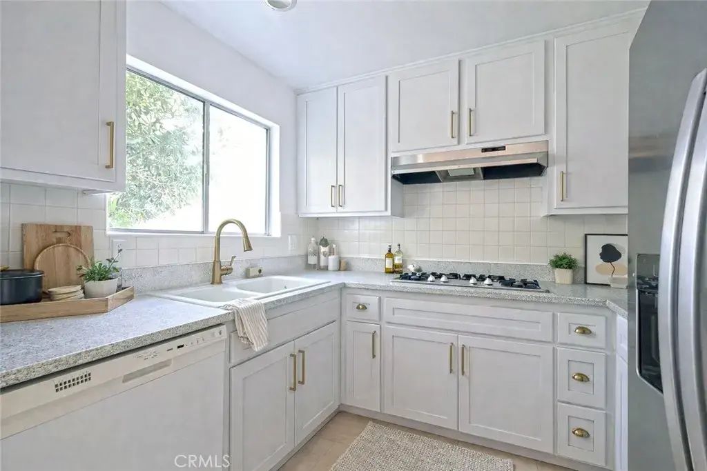 1436 S Bedford Street 5, Los Angeles