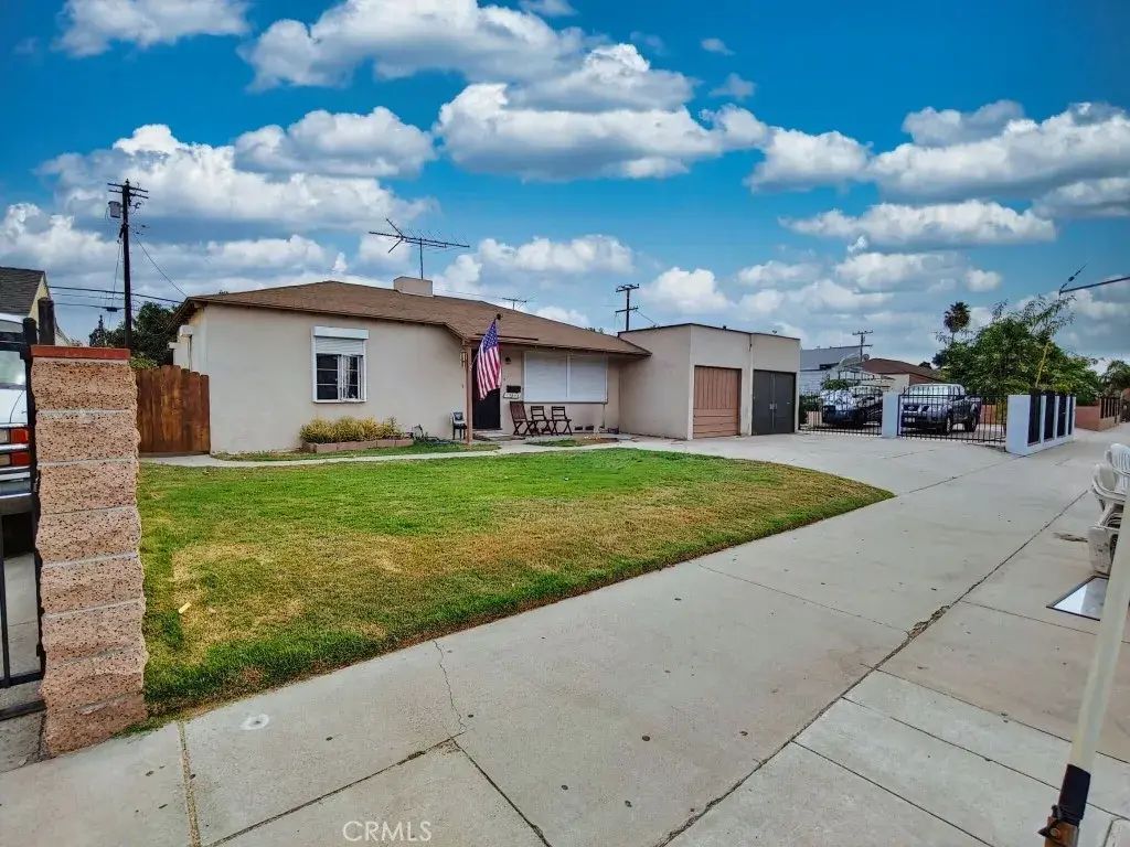 13636 Garfield Avenue, South Gate
