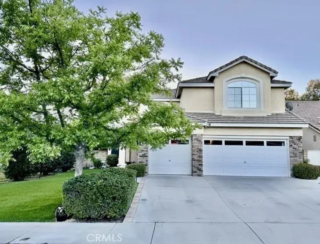 27448 Bridgewater Drive, Valencia