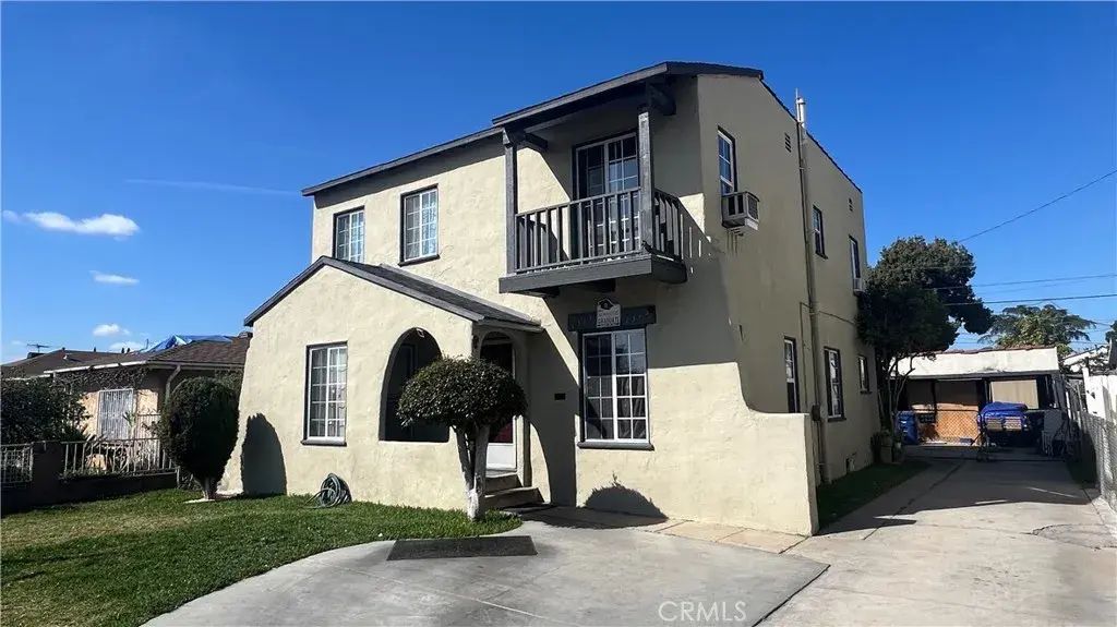 1313 S Woods Avenue, East Los Angeles