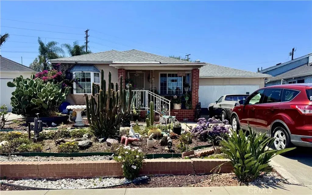 5043 Brayton Avenue, Long Beach