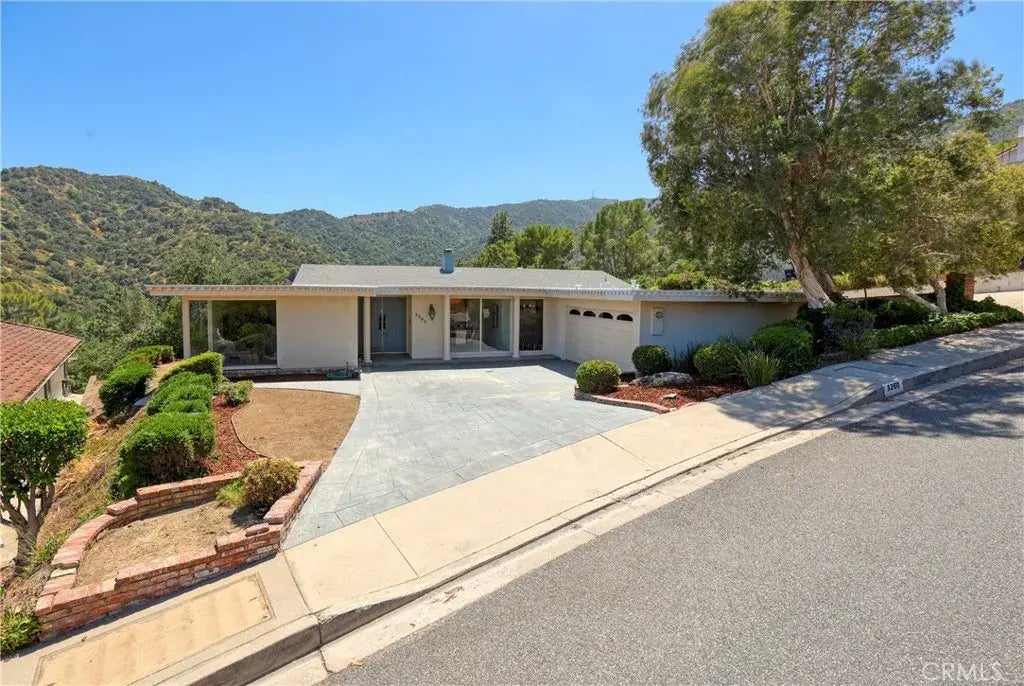 3260 Beaudry, Glendale