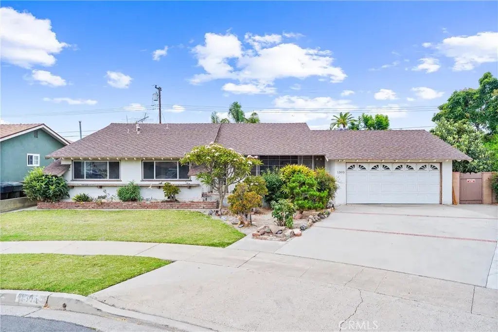 1305 S Westchester Drive, Anaheim